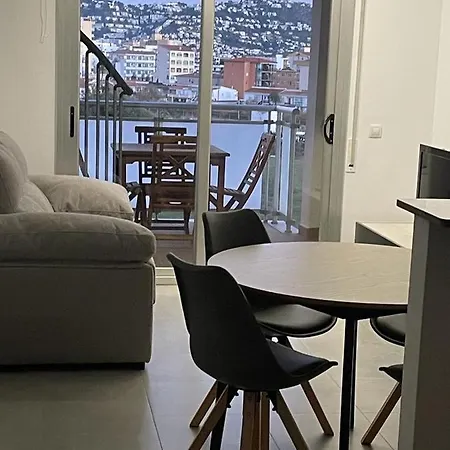 Magnifico Cerca De La Playa Con Piscina - Apartamento Roses