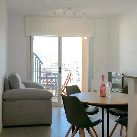 Apartamento Magnifico Cerca De La Playa Con Piscina - *