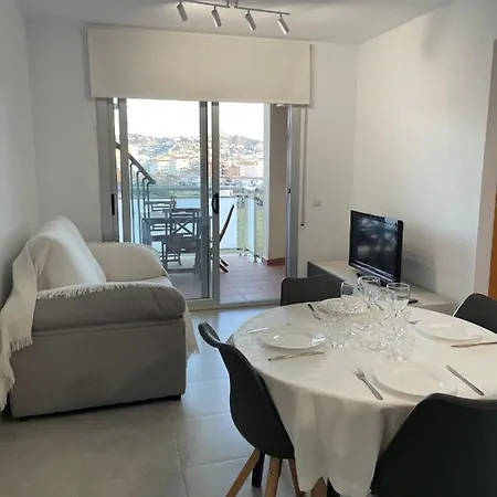 Apartamento Magnifico Cerca De La Playa Con Piscina - *