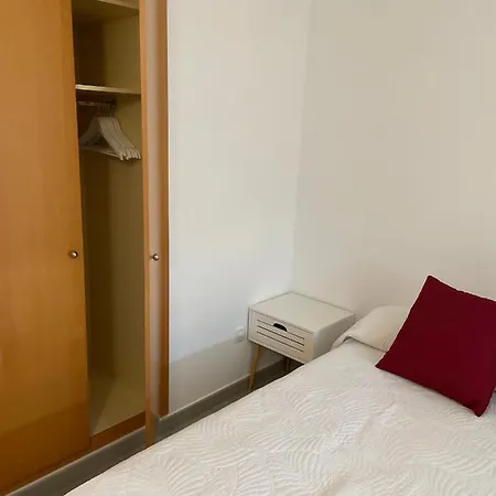 Magnifico Cerca De La Playa Con Piscina - * Rosas