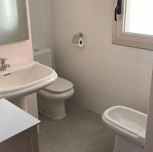 Magnifico Cerca De La Playa Con Piscina -
