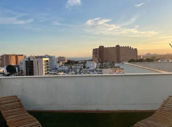 Magnifico Cerca De La Playa Con Piscina - Apartment