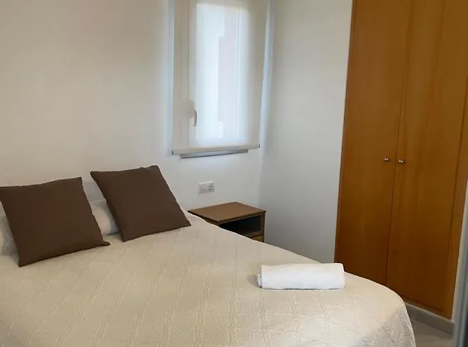 Magnifico Cerca De La Playa Con Piscina - Apartment Roses