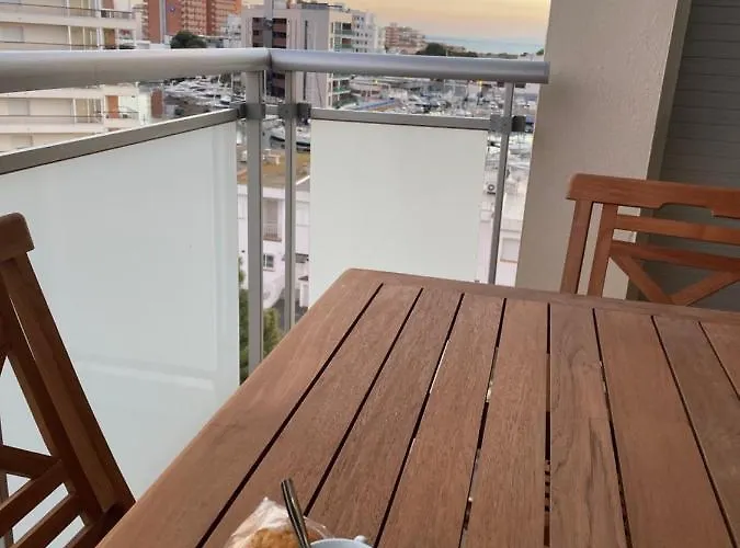 Magnifico Cerca De La Playa Con Piscina - Apartment Roses